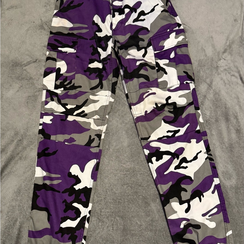 camo jeans